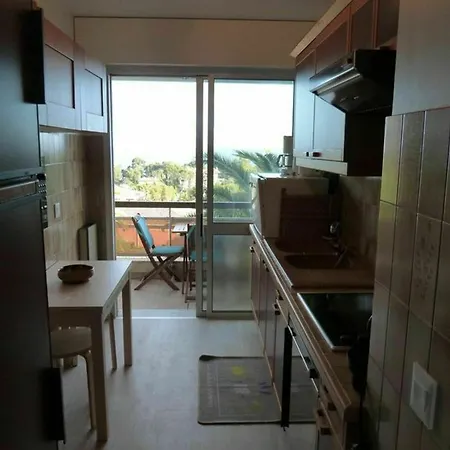 With One Bedroom In Saint-raphael, With Wonderful Sea View, Saint-Raphael (Var)