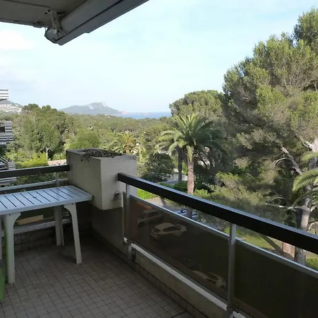 With One Bedroom In Saint-raphael, With Wonderful Sea View, * Saint-Raphael (Var)
